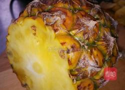 削菠萝的做法图解2