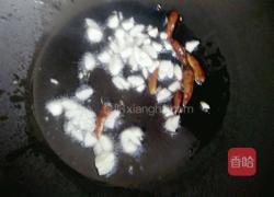 剁椒丝瓜炒蛋的做法图解4