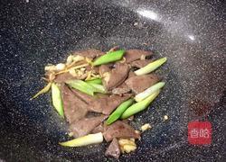 大蒜炒猪肝的做法图解8
