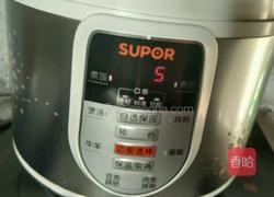 电饭煲腊肉香肠煲仔饭的做法图解8