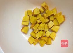 红枣小米南瓜粥的做法图解2