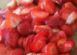 自制草莓酱的做法图解3