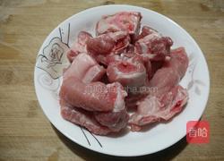 排骨粥的做法图解2