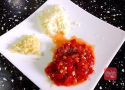 剁椒鲫鱼的做法图解9