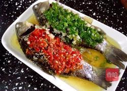 剁椒鲫鱼的做法图解18