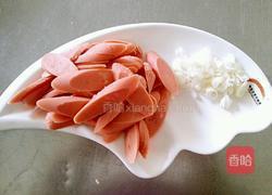 火腿肠炒鸡蛋的做法图解2