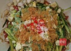 凉拌刀削面的做法图解2