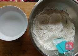 拌凉皮的做法图解1