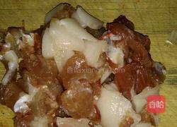 蒜台炒肉的做法图解3