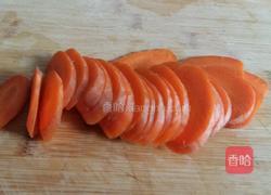 胡萝卜炒鸡蛋的做法图解3