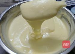 草莓奶油蛋糕卷的做法图解12