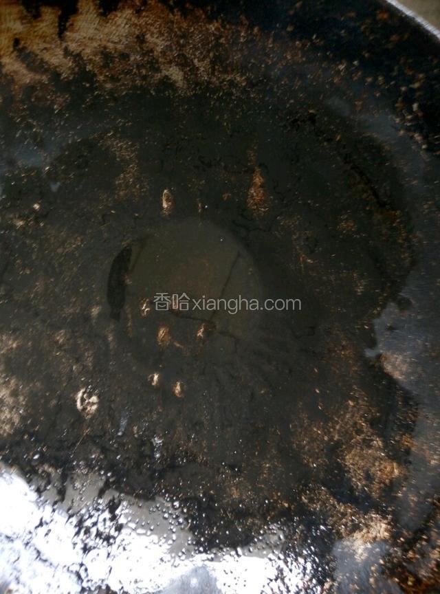 添加少量的油，什么油都可以，