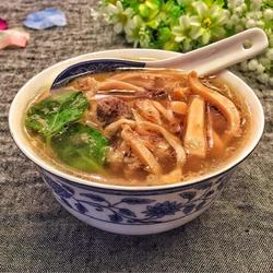 炖墨鱼排骨汤的做法[图]