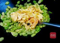 蚕豆米炒鸡蛋的做法图解11