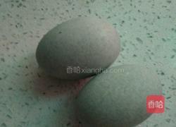 擂辣椒皮蛋的做法图解2