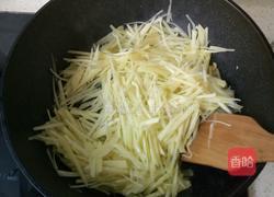 大叶芹炒土豆丝的做法图解4