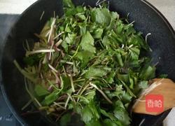 大叶芹炒土豆丝的做法图解5