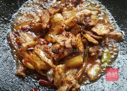 五花肉炒蒜苔的做法图解5