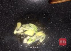 白菜猪肉炖粉条的做法图解5