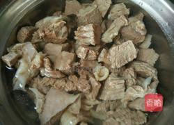 西红柿炖牛腩的做法图解2