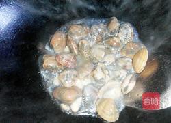 葱爆花蛤的做法图解4