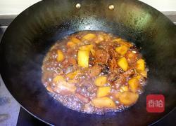 红烧排骨炖土豆的做法图解9