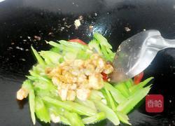 西芹炒虾仁的做法图解10