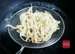 凉拌莴苣百叶丝的做法图解5