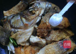 家常烧鲢鱼的做法图解11