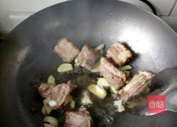豆角炖排骨的做法图解3