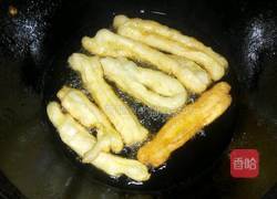 炸油条的做法图解3
