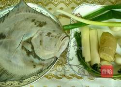 蚝汁蒸多宝鱼的做法图解2