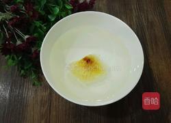 冰糖雪梨炖银耳的做法图解2
