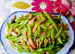 豆角炒火腿