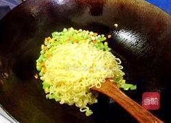 炒方便面的做法图解9