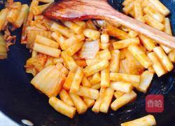 辣白菜炒年糕的做法图解6