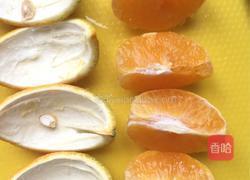 鲜榨橙汁的做法图解2