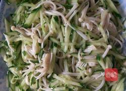 金针菇凉拌黄瓜的做法图解7