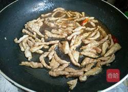 蒜苗炒肉的做法图解3