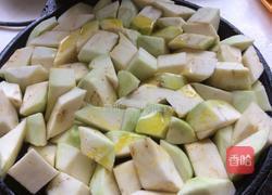 西红柿炒茄子的做法图解1