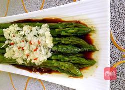 蒜蓉白灼芦笋的做法图解7