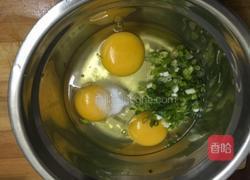 黄瓜葱花鸡蛋饼的做法图解2