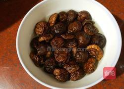 香菇滑鸡的做法图解1