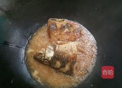 红烧小鲫鱼的做法图解3