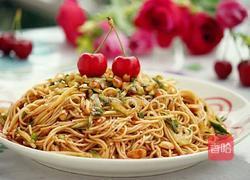 凉拌凉面的做法图解12