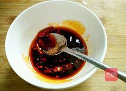 红油凉拌皮蛋的做法图解4