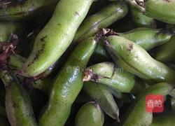 葱油蚕豆的做法图解1