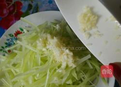 甜辣爽脆莴笋丝的做法图解4