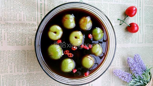 腌李子