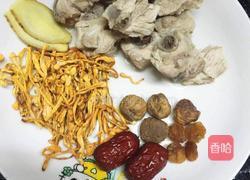无花果虫草花炖排骨汤的做法图解2